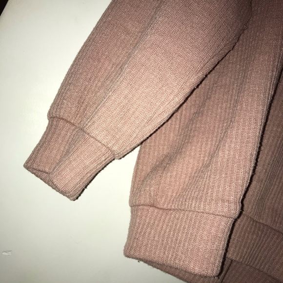 VERY HOT CLEAR PINK SWEATER - Picture 4 of 5
